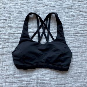 Lululemon Free to be Serene Bra